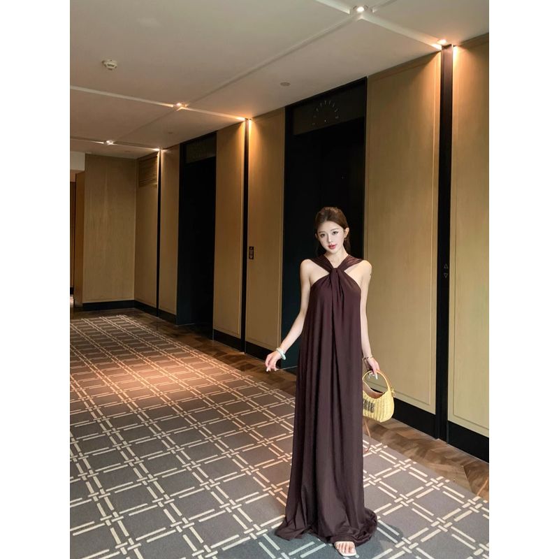 Kumikumi French Style Temperament Coffee Color Sleeveless Hanging Neck Dress Women Summer All-Match Loose Slimming Drape Long Dress