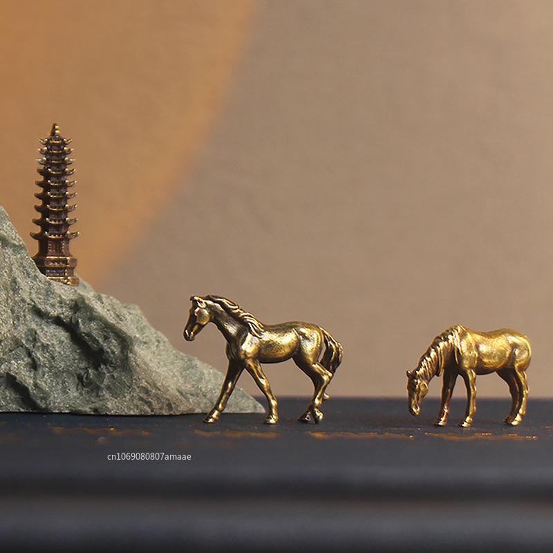 Brass Solid Long Tail Horse Figurine Micro Landscape Decor Feng Shui Ornament Copper Zodiac Animal Home Desktop Decoration Craft