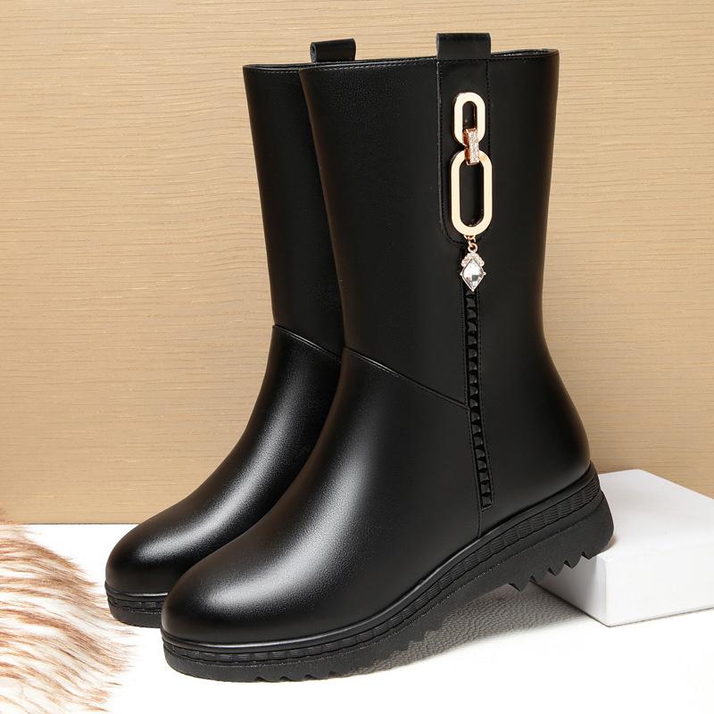 Winter Women Comfort Soft Leather Boots Flat Solid Middle Boots Warm Snow Boots Fashion Non-slip Warm Thick-soled Boots