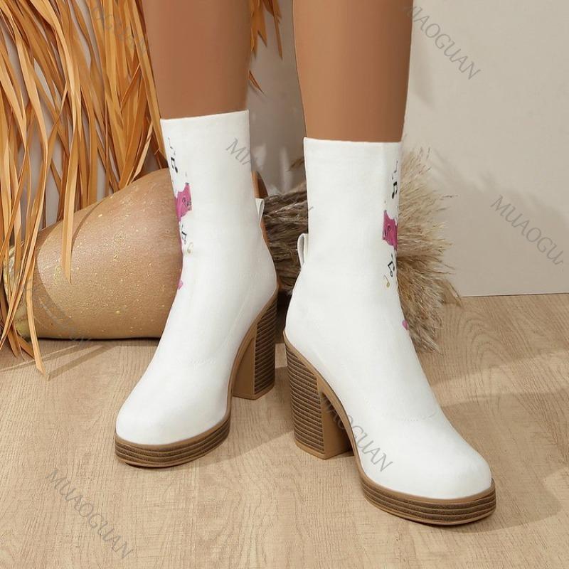 Fashion Autumn and Winter New Round Head Short Boots for Women Chunky High Heeled Graffiti Women Shoes Fashion Platform Slip On Botas