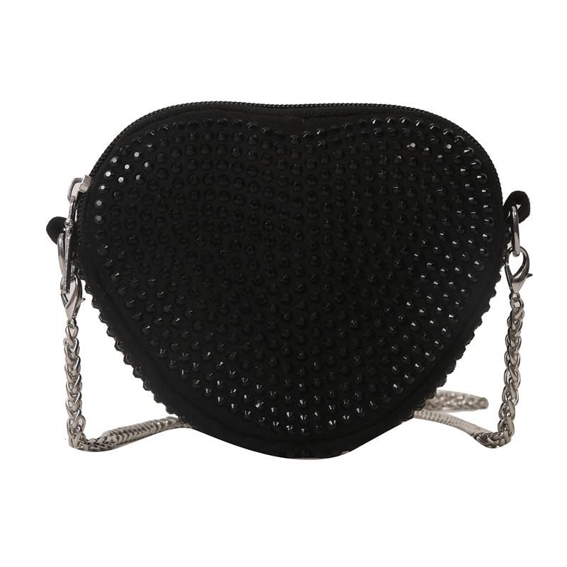 Fashionable Heart Design Shoulder Bag For Women With Chic Chain Detail In Versatile Black Or Silver Color