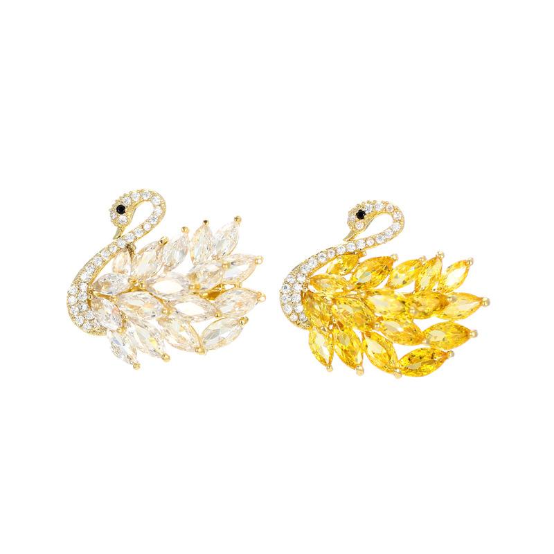 Noble and Elegant Crystal Swan Brooch Ins Personalized and Trendy Safety Pin Buckle Fixed Without Damaging Clothes Small Collar Pin