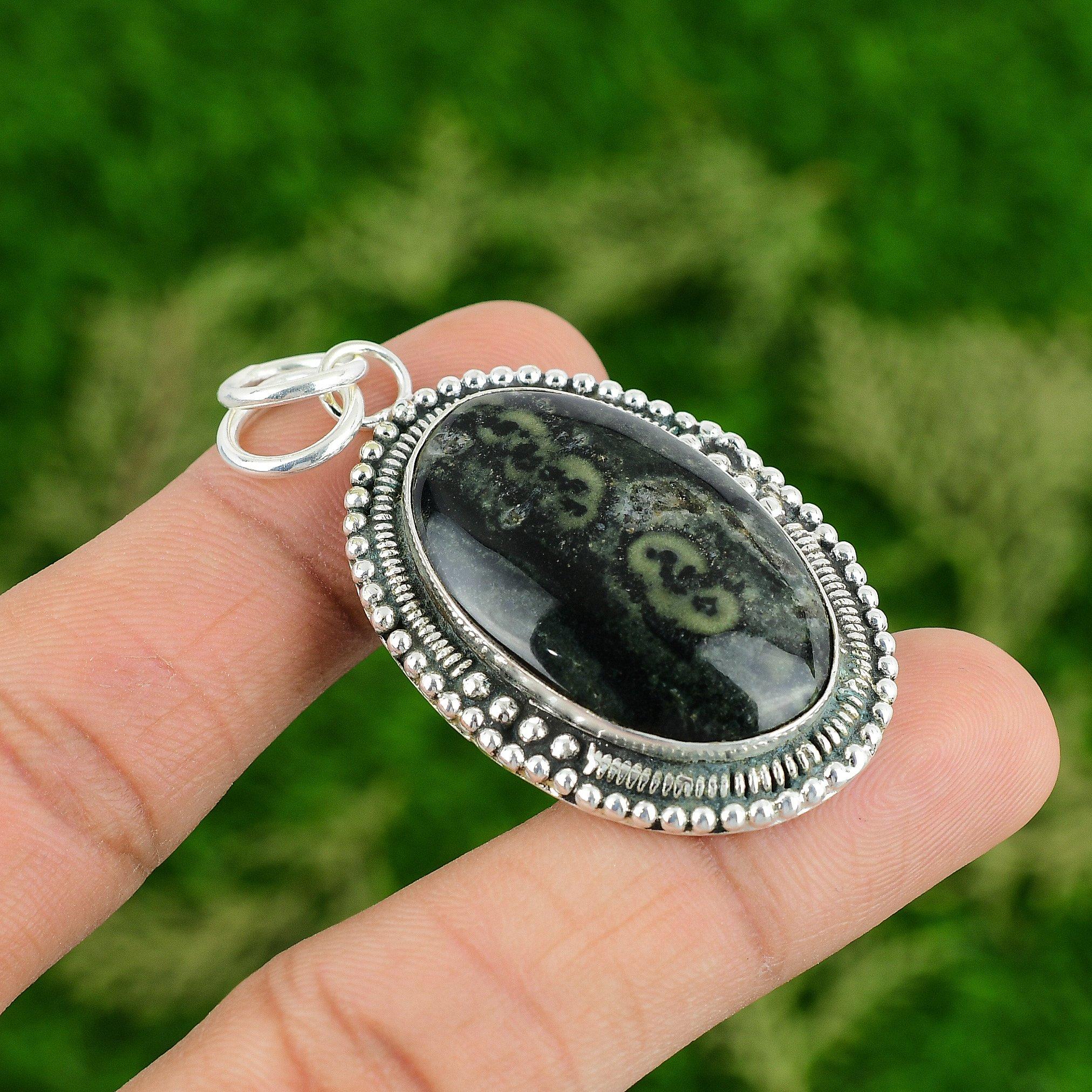 

Натуральный Камбаба Яшма 925 Серебро Дочь Безель Помолвочный Юбилейный Подвеска