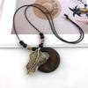 Vintage boho trui ketting, leren ketting met holle bladeren, kledinghanger, lange handgemaakte kraagdecoratie, etnische accessoires