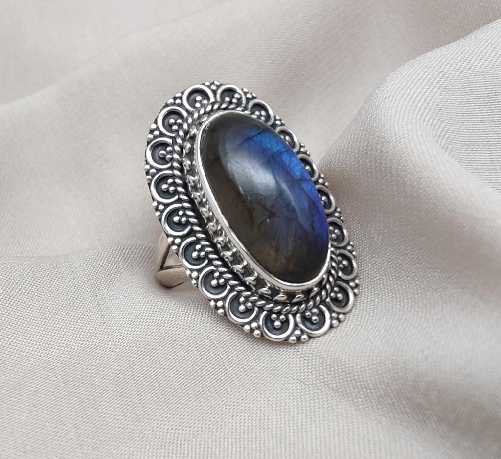 Handmade 925 Sterling Silver Labradorite Ring: Vintage Boho Statement Jewelry