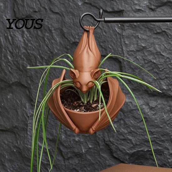 Gothic Bat Flower Pot Hanging Planter, Plant Pot, 3D Printed Lightweight Durable Halloween Planter for Trailing Vines, Indoor Outdoor Decoration