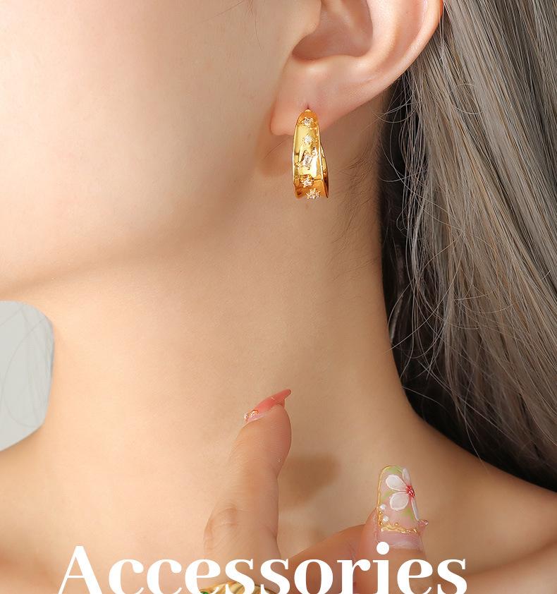 European & American Stylish Non-fading Zirconia Inlaid C-shaped Copper Earrings