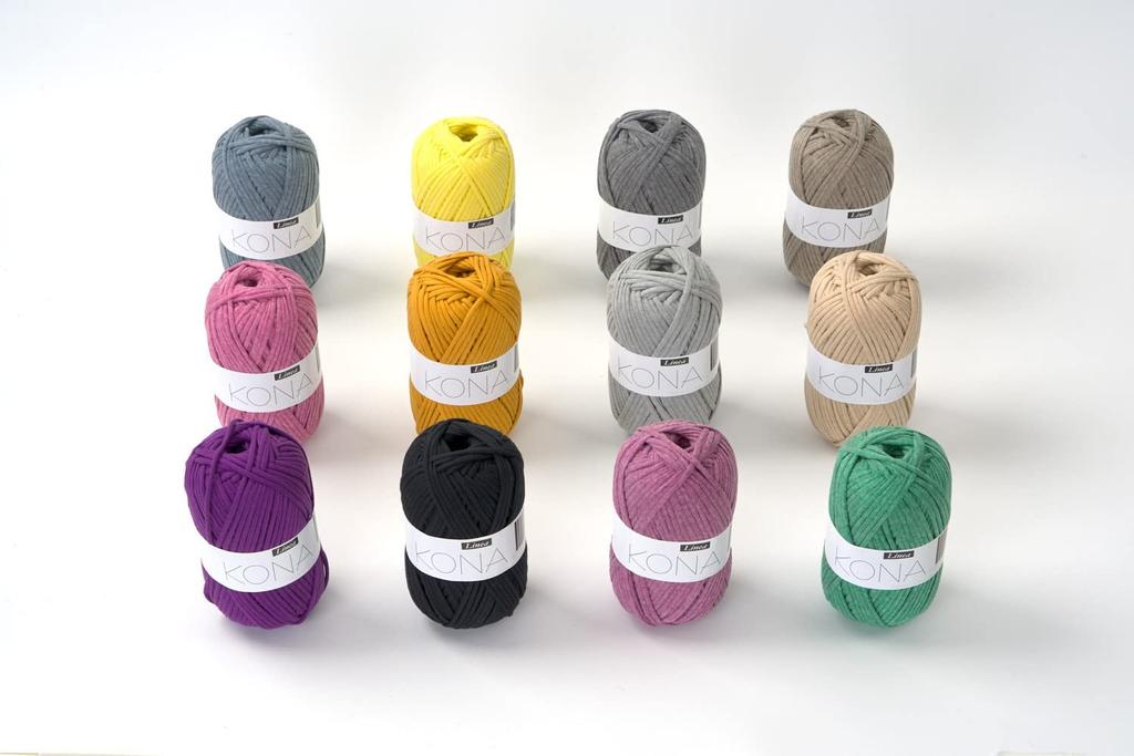 KONA Fluffy Crochet Thick Set of 4 4mm 68m Yarn, Balls, Thick, 65g,