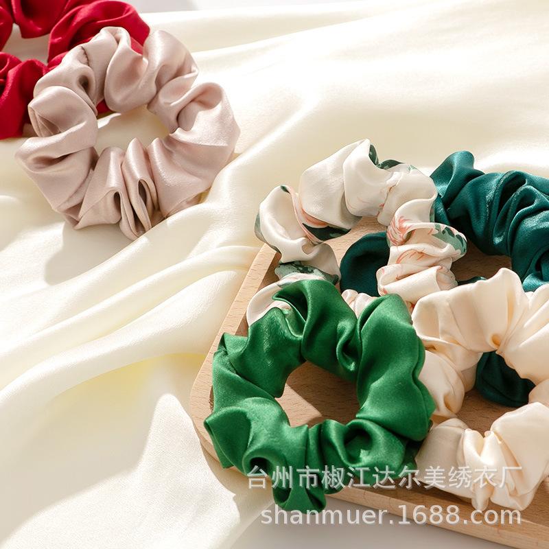 Shanmuer Handmade Mulberry Silk Scrunchie - Shiny Satin Retro Hair Accessory & Wristband