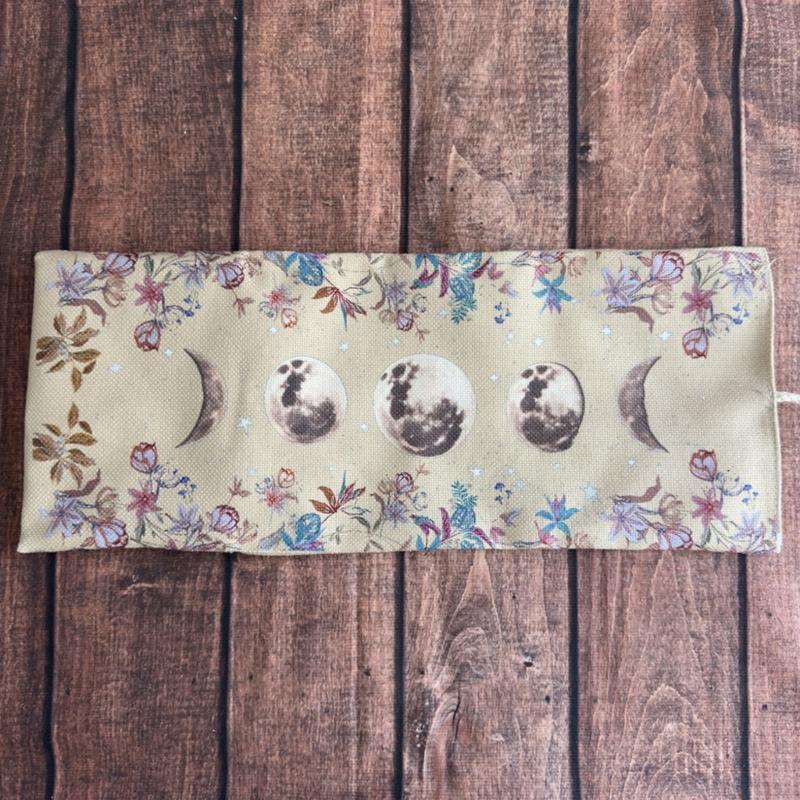 Linen Tarot Bag For Organizing Divination Cards And Crystals Foldable Tarot Deck Mat with Layout Pattern