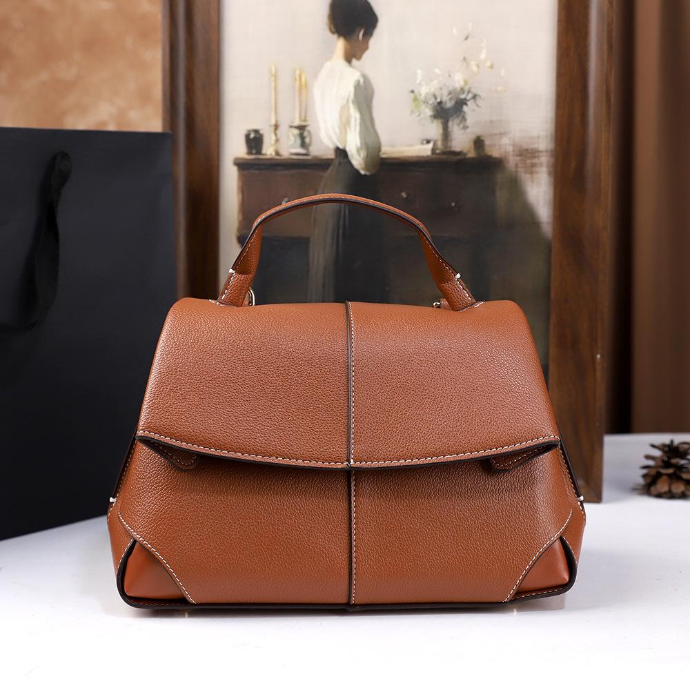 Autumn And Winter Retro Simple Handbag Versatile Atmosphere Solid Color Shoulder Messenger Bag Hand Bag Commute