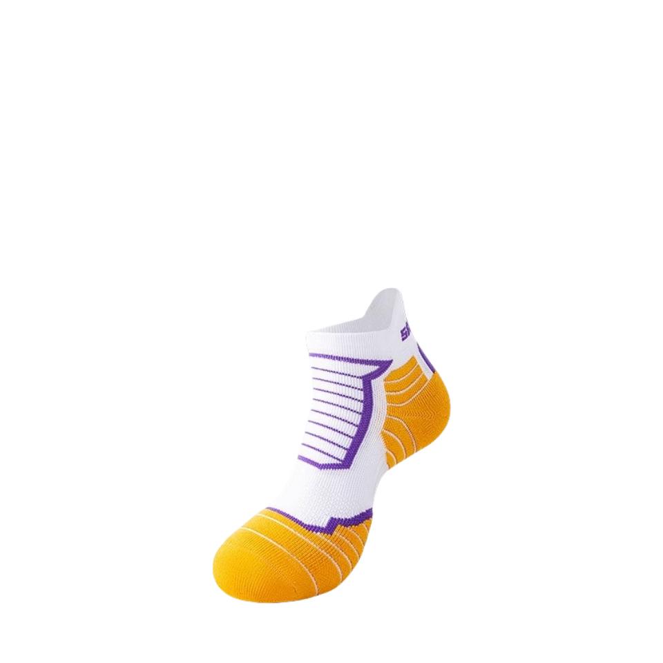 Men s Winter Non-Slip Mid-Calf Sports Socks for Basketball, Running, and Outdoor Activities