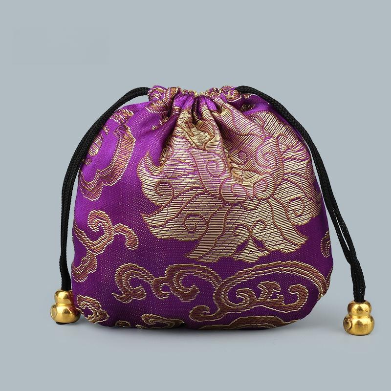 Chinese Style Silk Brocade Jewelry Packing Pouches for Necklace Earrings Jewelry Packaging Jewelry Organizer