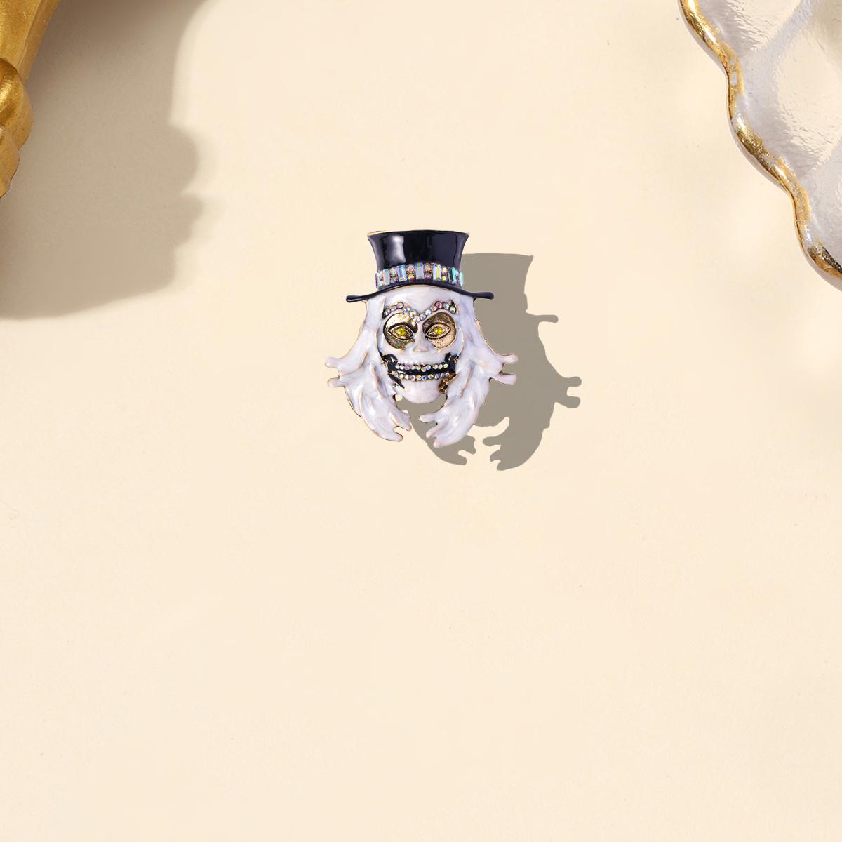 

Halloween Pumpkin Head Brooch Universal Horror Clown Metal Badge Trendy Versatile Clothes Bag Scarf Accessories Skull Brooch срібний