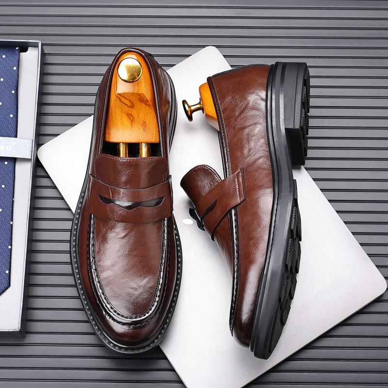 Business Dress Loafers Man Genuine Leather Casual Business Dress Shoes Retro Slip On Flats Men's Leisure Moccasins Party Loafers
