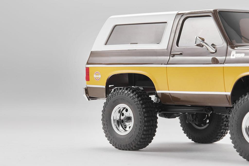 PLATZ FMS Scale Realistic RC Finished Model Chevrolet K5 Blazer Brown Electric Radio Control FMS12403RTRBR 1/24