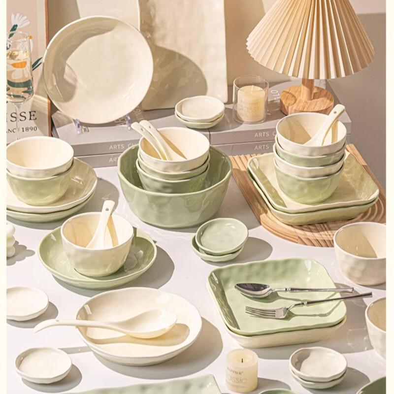 Cream Style Ceramic Dinnerware Set