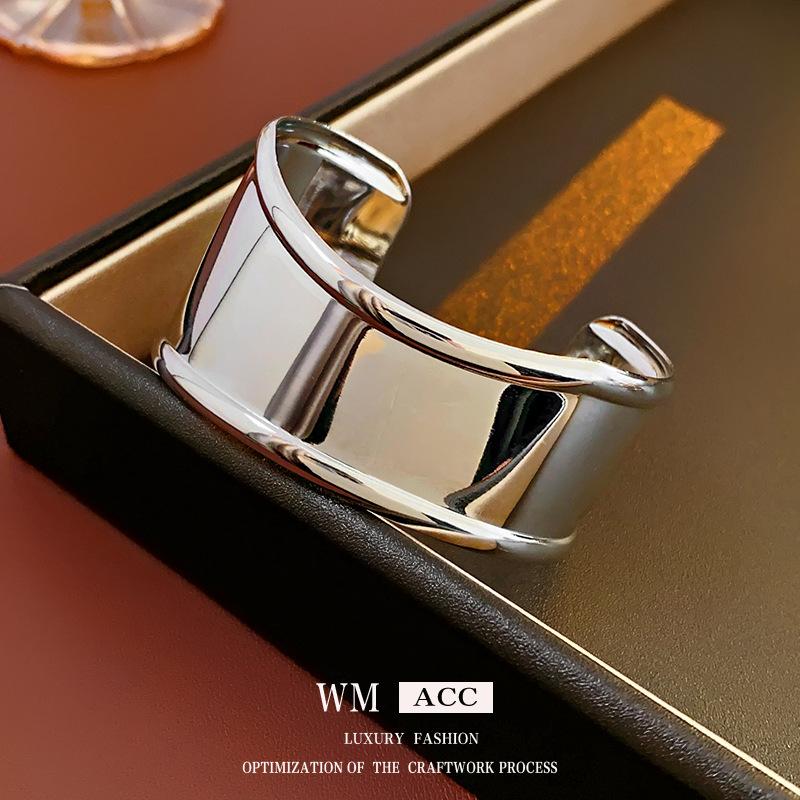 

Браслет из металла в холодном стиле с нестандартным открытием, высококачественный браслет класса «ниша», преувеличенный европейский и американский браслет серебряный