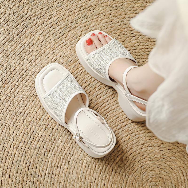 Plateausandalen Damen 2025 Sommer neu kleiner dicker Absatz offene Zehenpartie Wort mit wasserdichter Sohle europäische und amerikanische Mode Sandalen