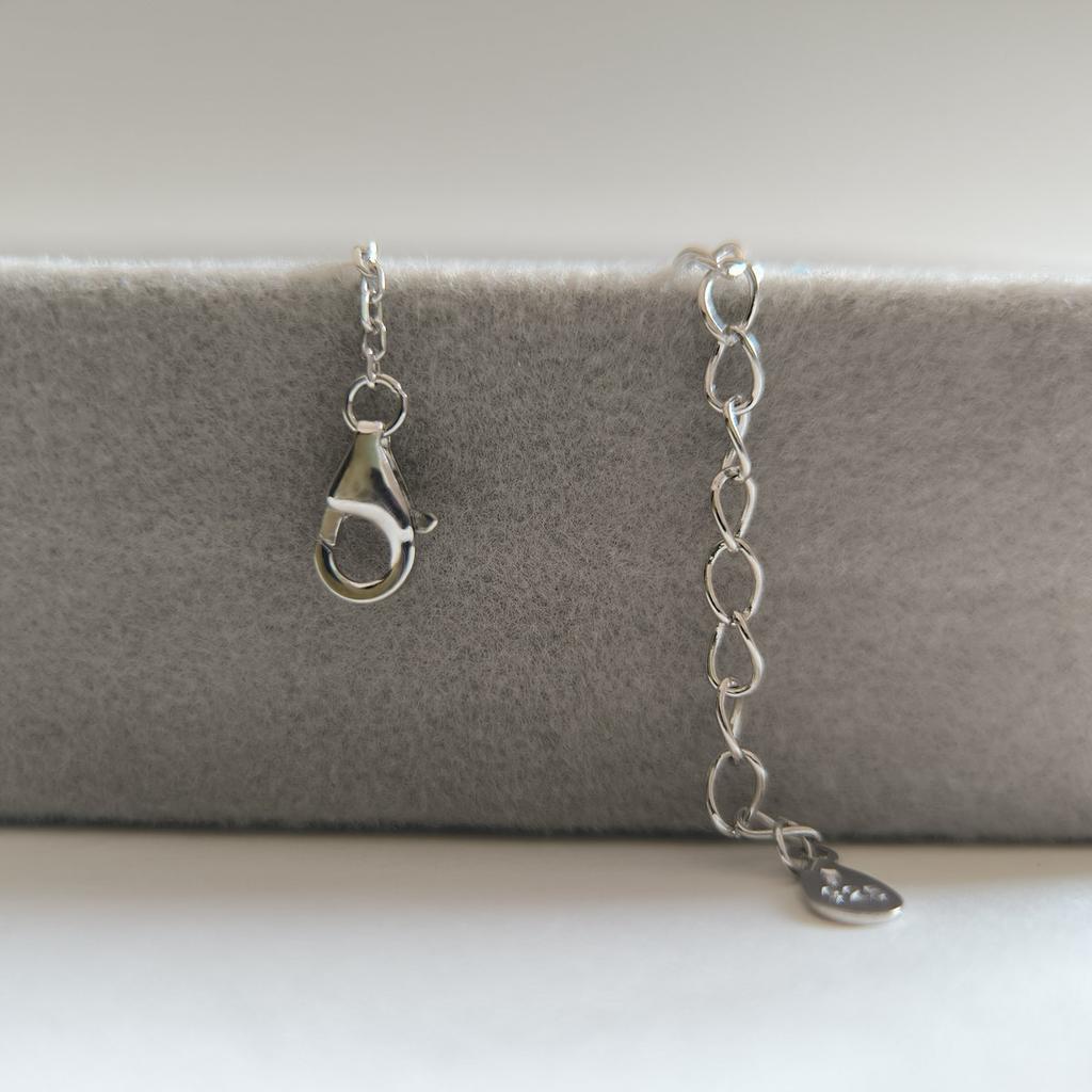 Silver Necklace with Cubic Zirconia, Item Weight 5.22 G (2207900)