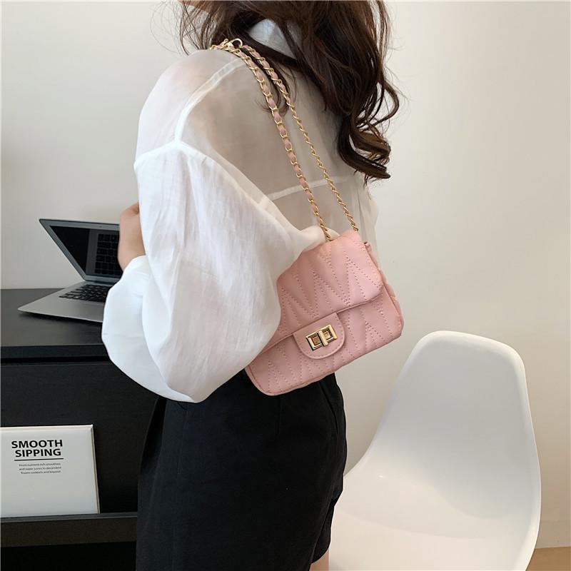 Fashion shoulder bag women's 2025 spring and summer new simple casual chain messenger bag trend niche small square bag