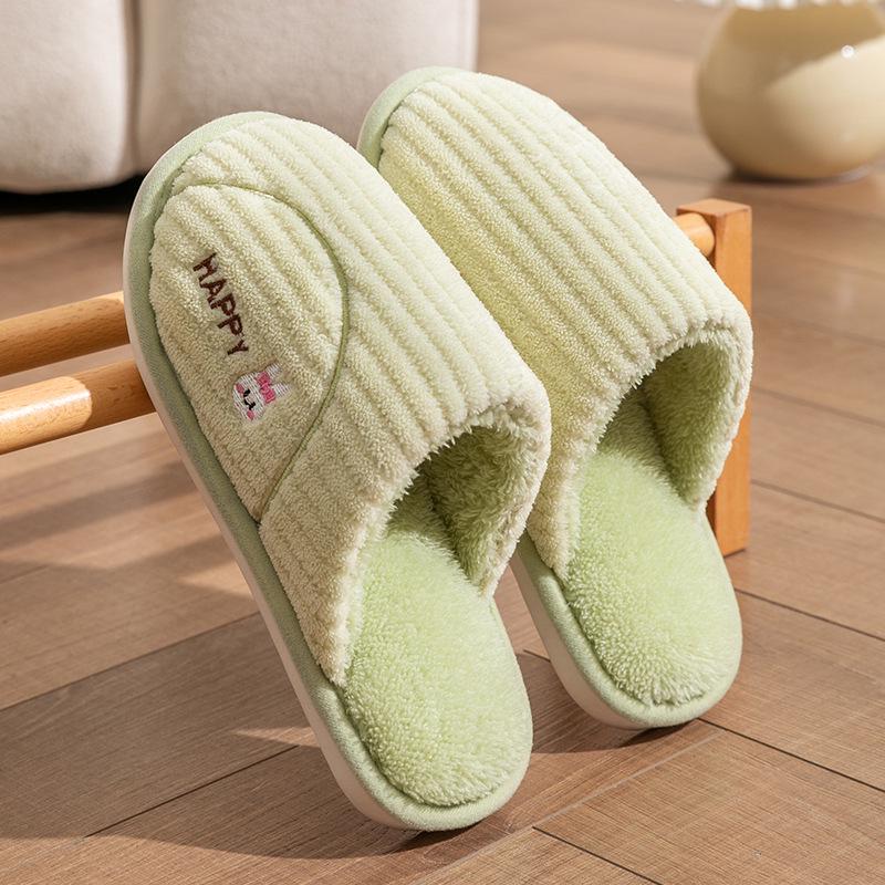 Cotton Non-Slip Slippers for Women and Men: Indoor, Warm, Furry, Suitable for Spring, Autumn, and Winter.