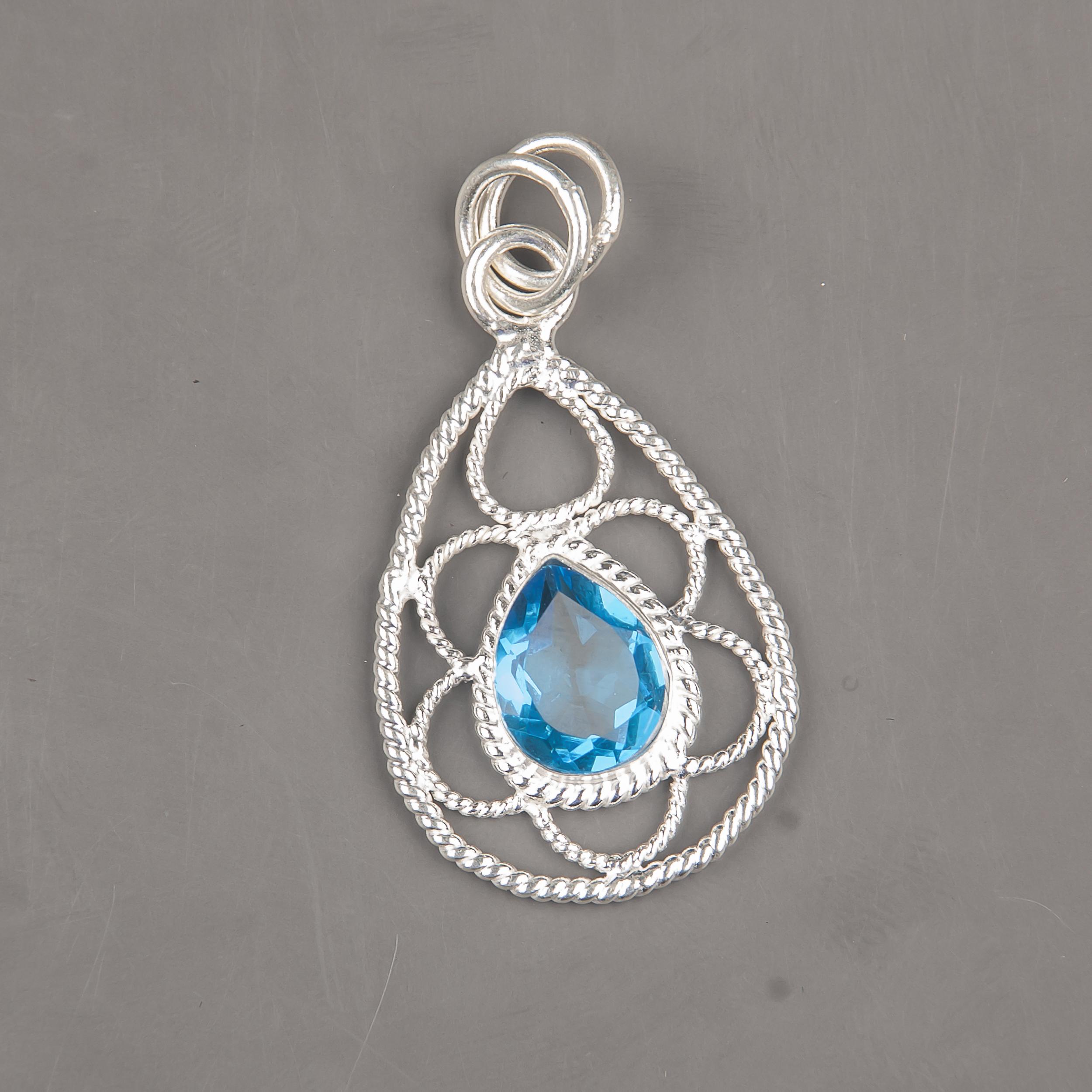 

Подвеска Swiss Blue Topaz Gemstone, 925 Solid Sterling Silver Jewelry, Подвеска ручной работы, Серебряные украшения для подарка 1.40 Inches синий