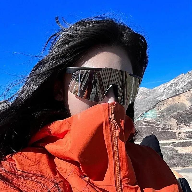 Fahrradbrille Winddichte Sportsonnenbrille für Herren Damen Bergsteigen Skibrille Mode Cooles Outdoor-Accessoire