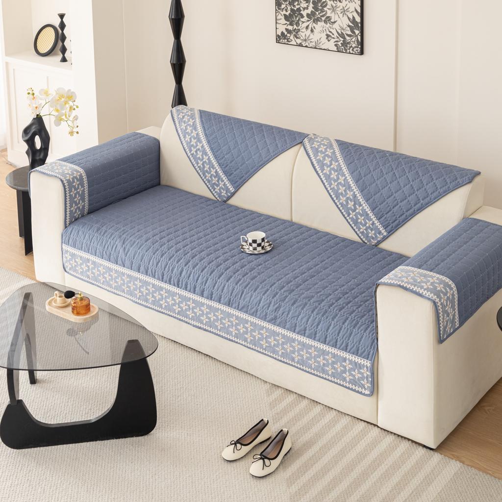 1Pc Waffle Quilting Four Season Anti-Slip Sofa Cover With Snowflake Lace Decor, Couch Seat Cover Blanket Modern Living Room
