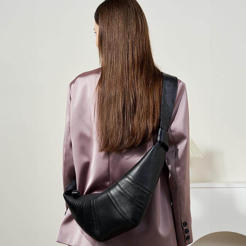 Niche agneau première couche diagonale Lazy croissant cuir simple épaule diagonale sac dumpling fille