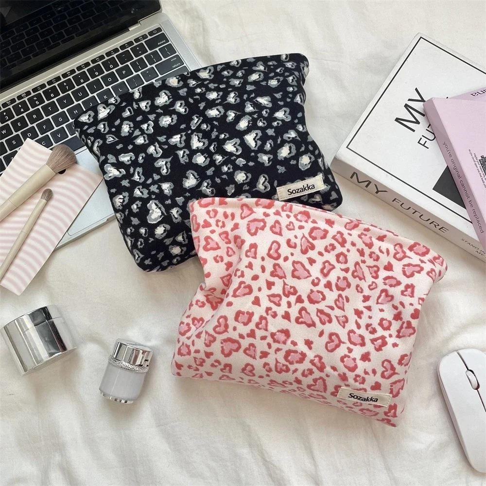 New Leopard Print Travel Cosmetic Lipstick Portable Storage Bag Women Makeup Handbags Cosmetic Organizer Pouch Clutch Hand Bags