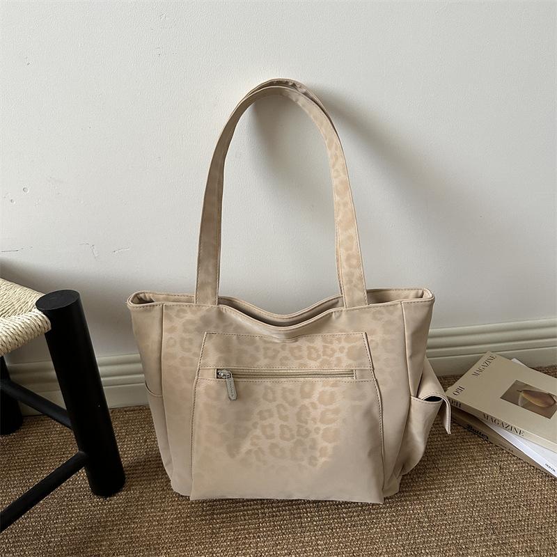Tote Bag Women's Shoulder Bag Retro Simple Fashion Trend Large Capacity Bag