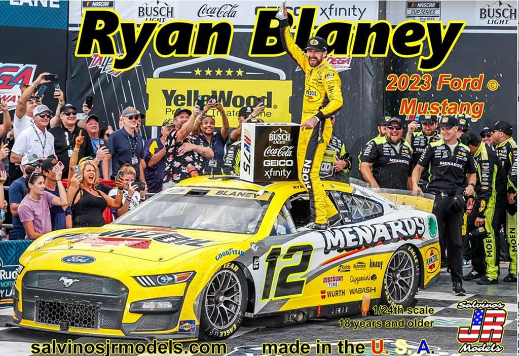 Salvinos Jr. Modelle Maßstab 1/24 Ryan Blaney #12 Pennzoil Menards Ford Mustang NASCAR 2023 Yellawood 500 Sieger Plastikmodellbausatz PF2023RBT
