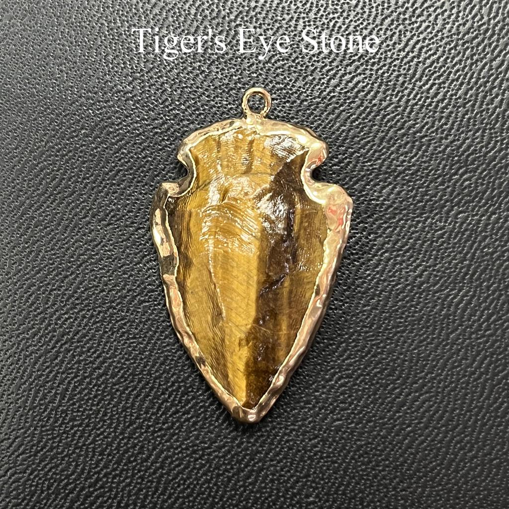 1Pc, Natural Stone Healing Crystal Arrow Pendant with Golden Edge, Boho Jewelry for Necklace Making & Daily Wear, 2026 Fashion Handmade Accessory