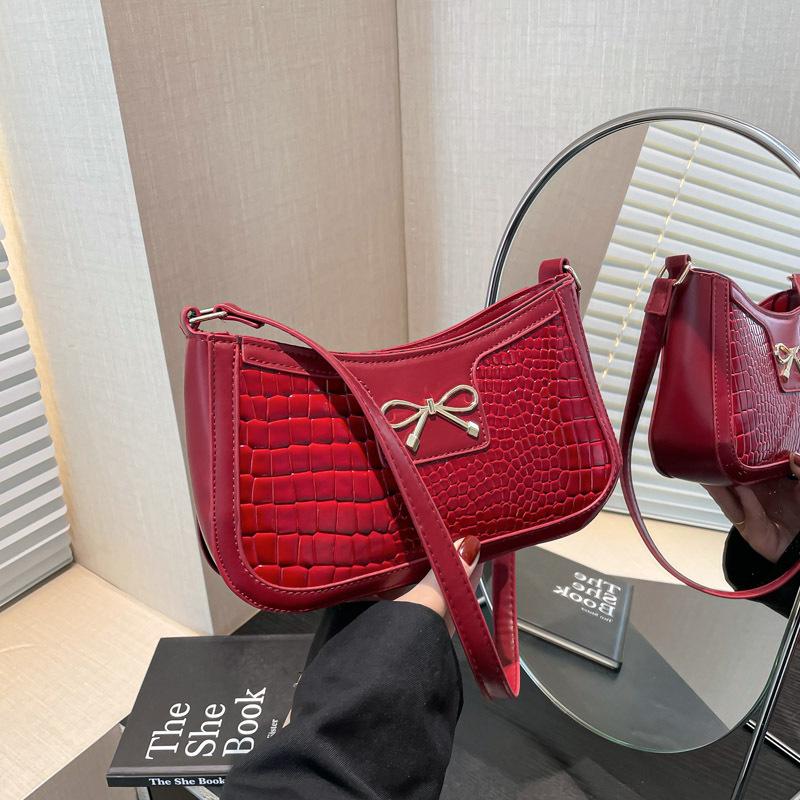 

Милая девичья сумка-багет с леопардовым принтом, зимняя, с крокодиловым узором, новая, простая, модная, с бантом, подмышечная, на плечо