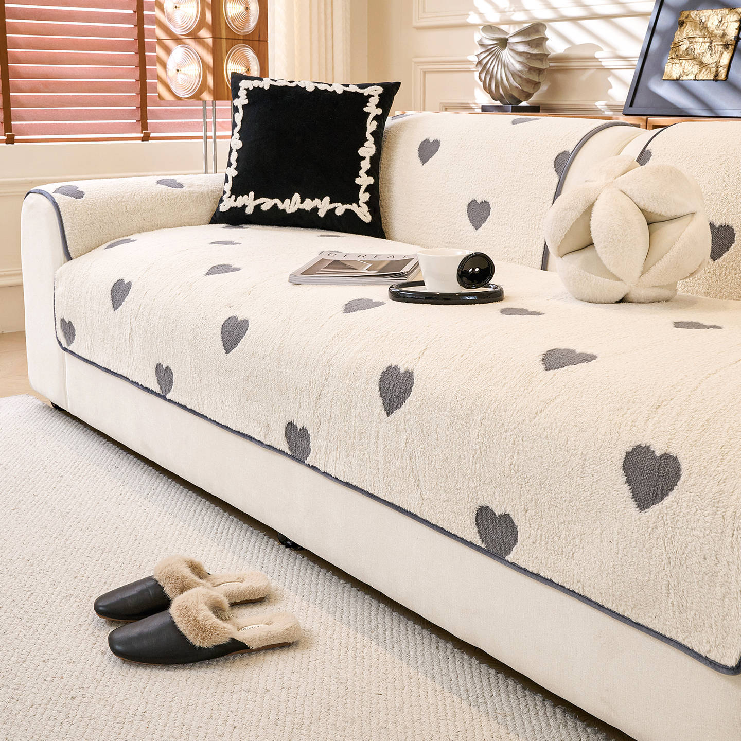 

Premium Thickened Plush Sofa Cushion Straight-Cut Design for Living Room Winter Warmth Anti-Slip Seat Cushion 70x70cm 1pcs серый