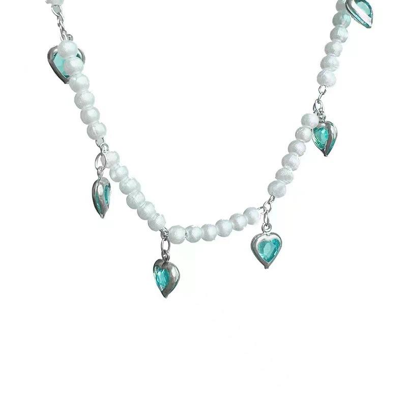 

Жемчужно-синее ожерелье Love, женское легкое роскошное нишевое дизайнерское ожерелье на ключице, элегантное ретро-сладкое ювелирное изделие высокого класса, аксессуары