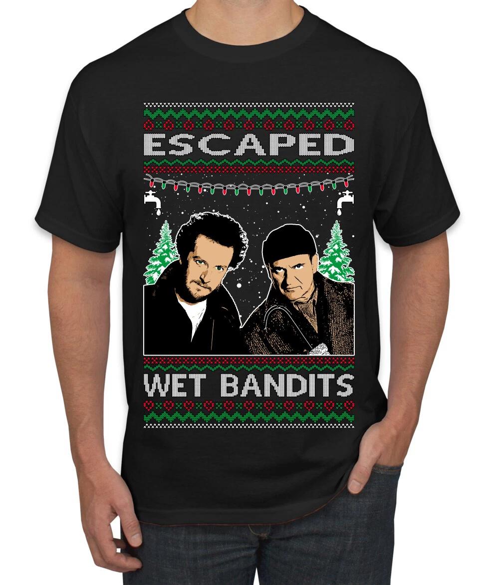 Escaped Bandits Classic Home Holiday Movie Men T- Shirt M