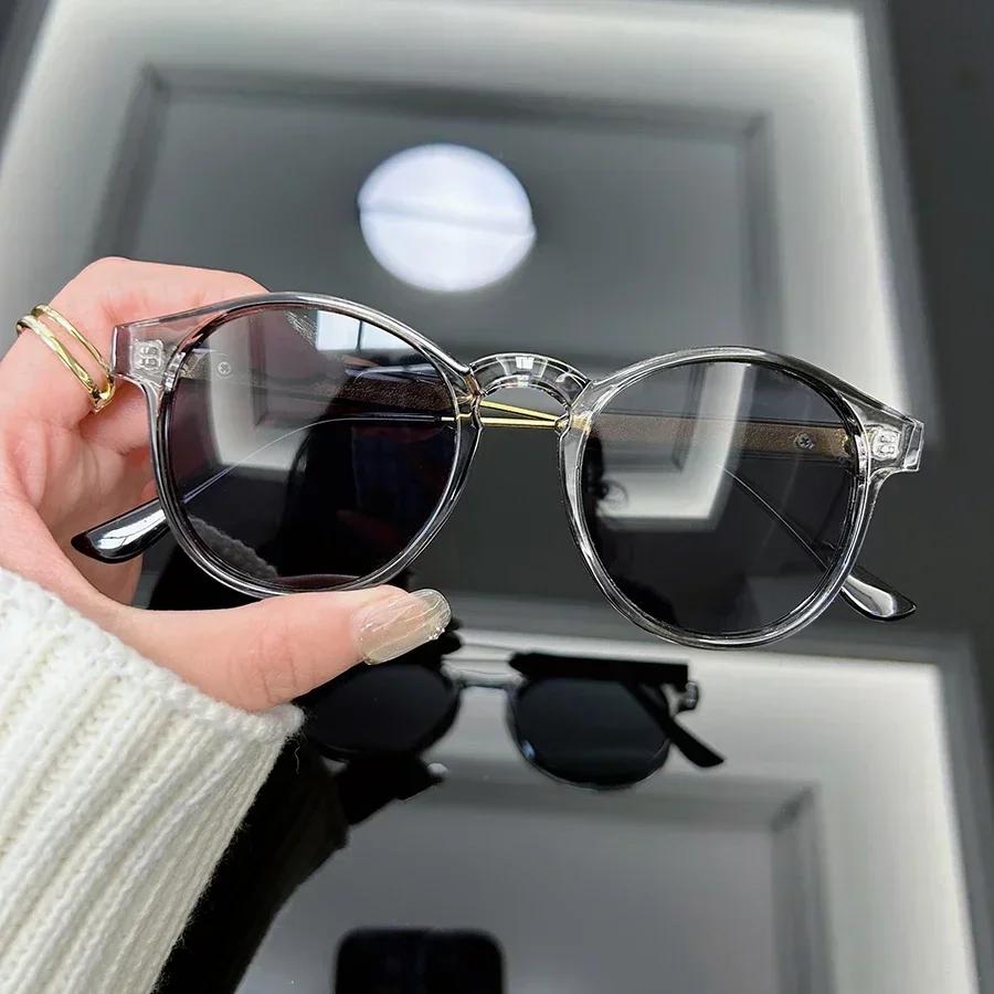 Retro Square Sunglasses Women Fashion Plastic Frame Vintage Sun Glasses Men Stylish Oversized Eyewear