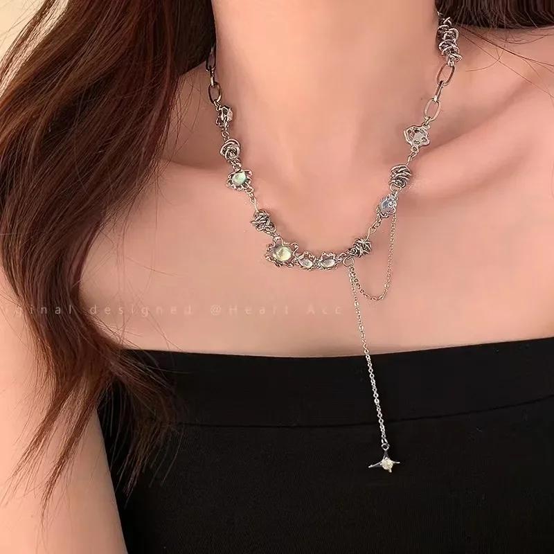 Fashion Shiny Star Necklace for Women Y2K Crystal Zircon Cross Pendant Necklaces Girls Antique Silver Color Clavicle Chain