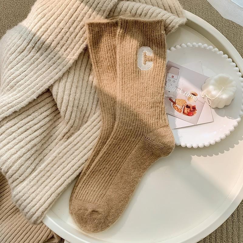 Woolen Socks for Women In Autumn and Winter, Long Thigh-high Socks with Fleece and Thickening for Warmth, Pile Socks, Loose C-shaped Mid-calf Socks