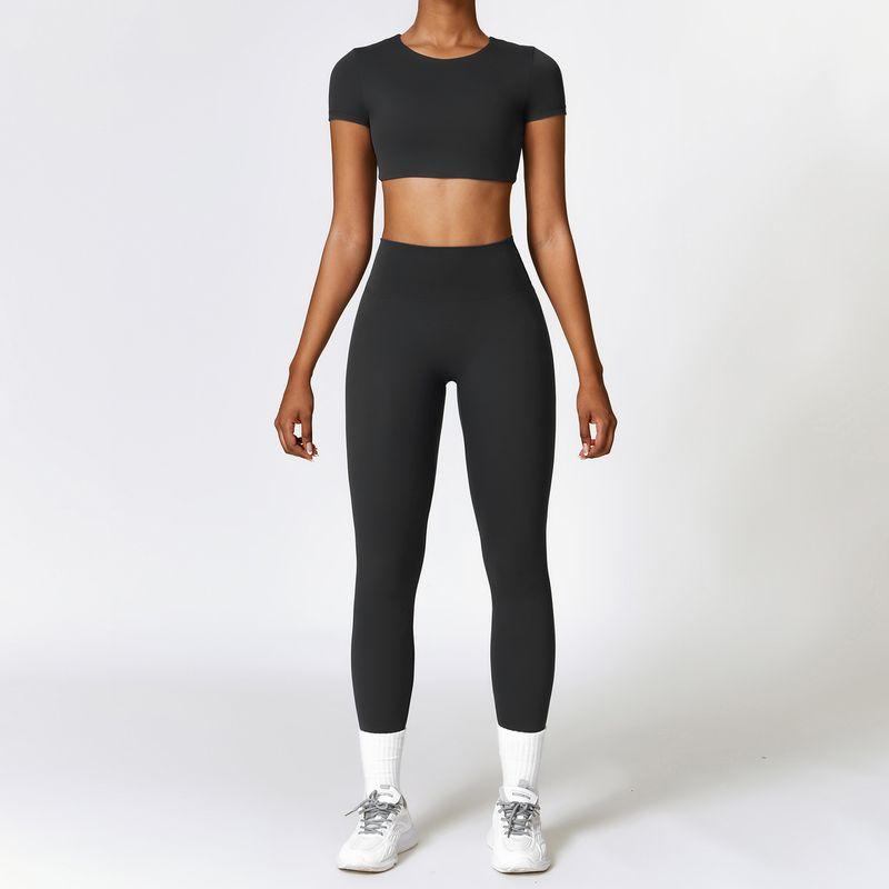 Guangzhou Zechuang Clothing Co., Ltd. European and American Tight Sanding Yoga Suit Quick-Drying Workout Clothes Winter Outdoor