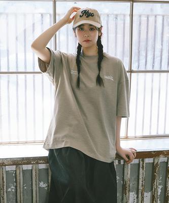 COLUMBIA UNIVERSITY Cu Big Wave Logo S/S T-Shirts Natural Beige