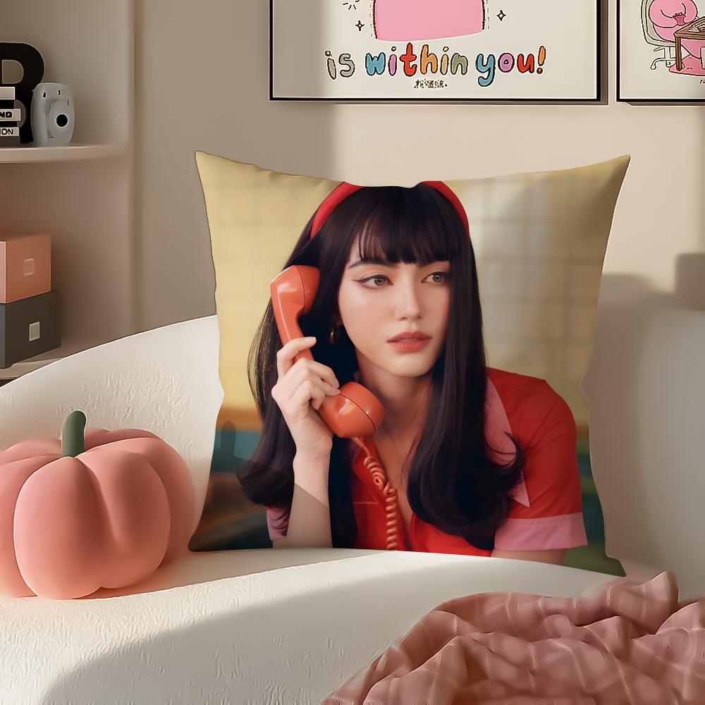 

Talented Beautiful Actress MMaiDavika Horne Cushion Cover Pillowcase Short Plush Invisible zipper Room Sofa Cushion Cover 30X30cm