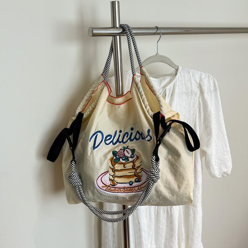 Japanese Niche Design Shopping Bag Women's Handbag Embroidered Flower Nylon Shopping Bag 2025 Summer New Portable