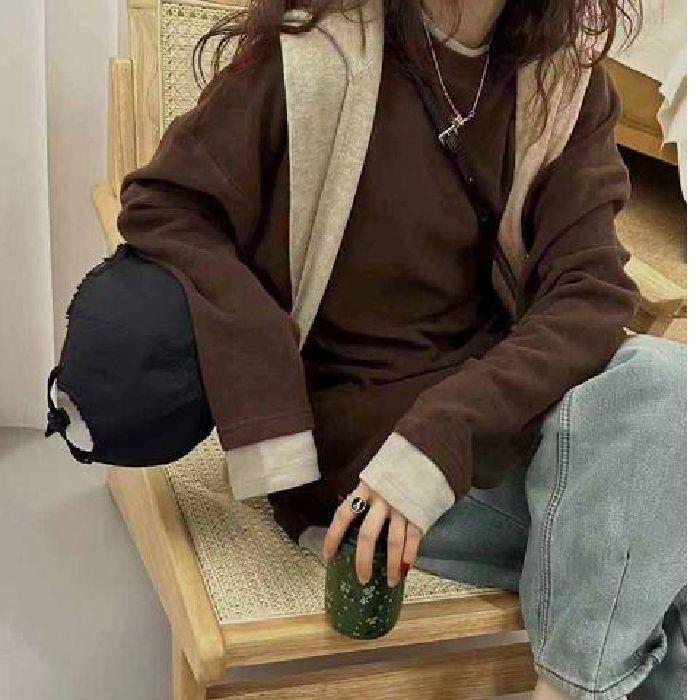 Contrast Color Layered Long Sleeve T-Shirt for Women – Cozy Autumn/Winter Mid-Length Top XL хаки