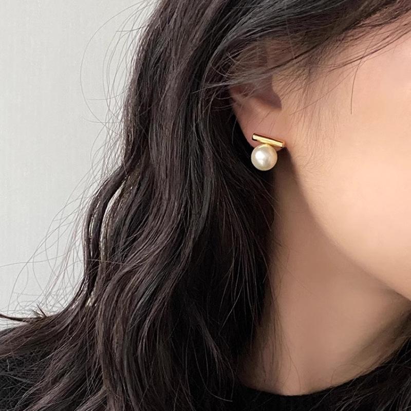 Brincos Simples de Pérola de Uma Palavra Femininos Modernos Cem Temperamento Vento Frio Brincos Empilhados Modernos e Versáteis