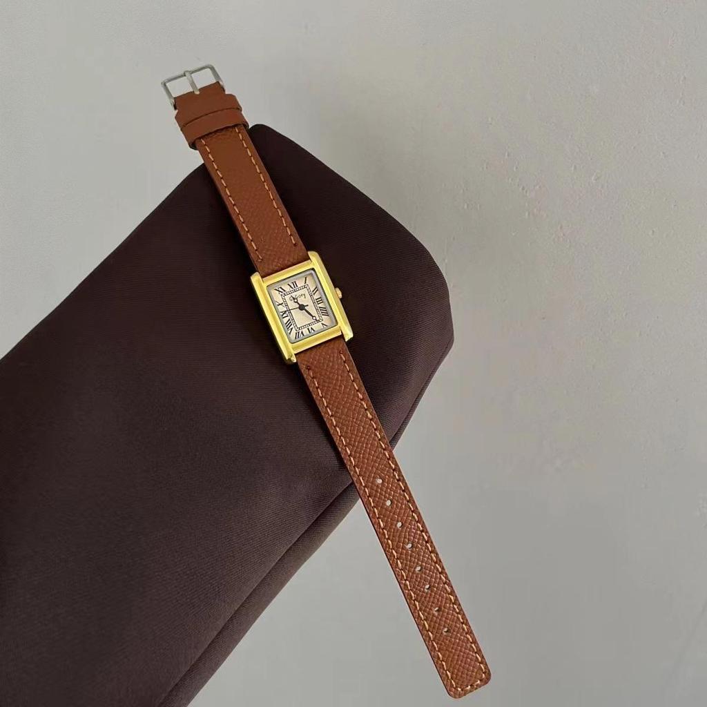 Retro Square Leather Strap Women's Fashion Quartz Watch