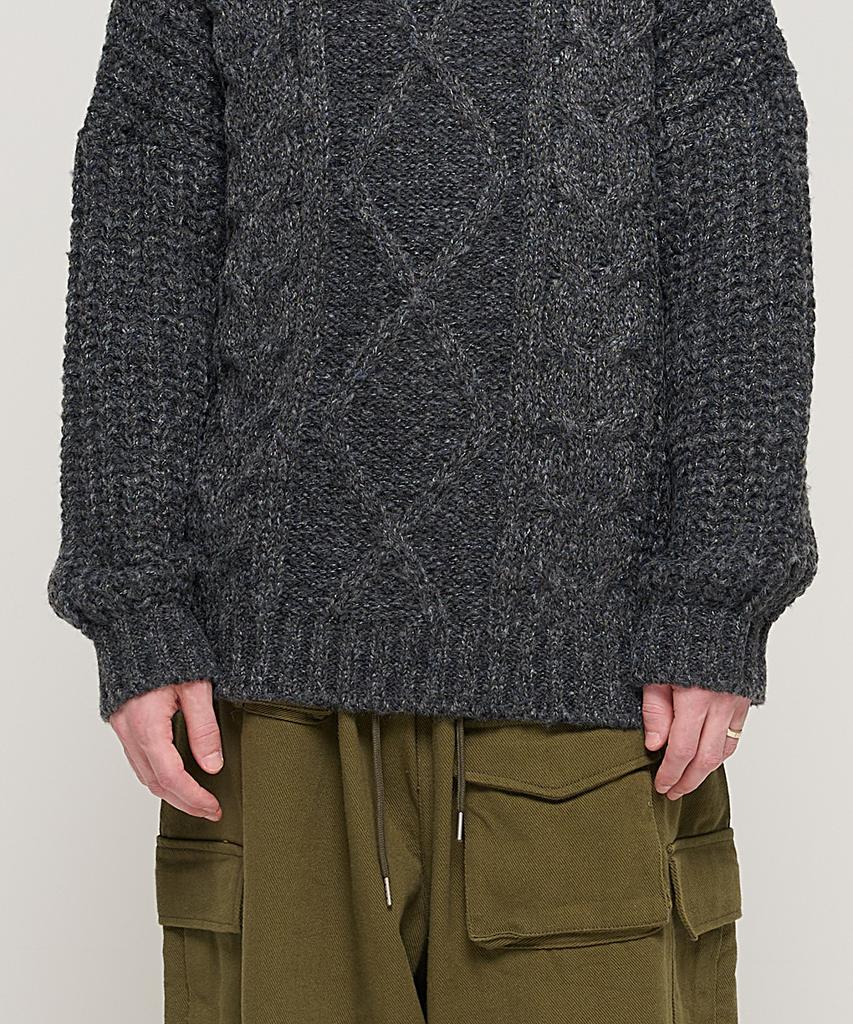 CARGOBROS Semi-Over Cable Mock Neck Knit (Charcoal)