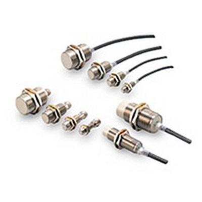 Long-Distance Proximity Sensor, DC 3-Wire, Shielded, M12, 4mm Sensing Distance, NO Output, Pre-Wired (E2EM-X4C1 2M)